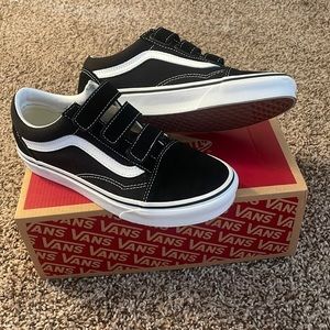 Suede Canvas Old School Vans Shoe